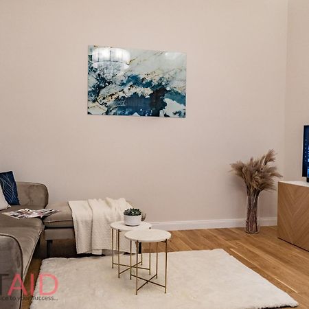 Kr16 Apartment - Hostaid Budapest Bagian luar foto