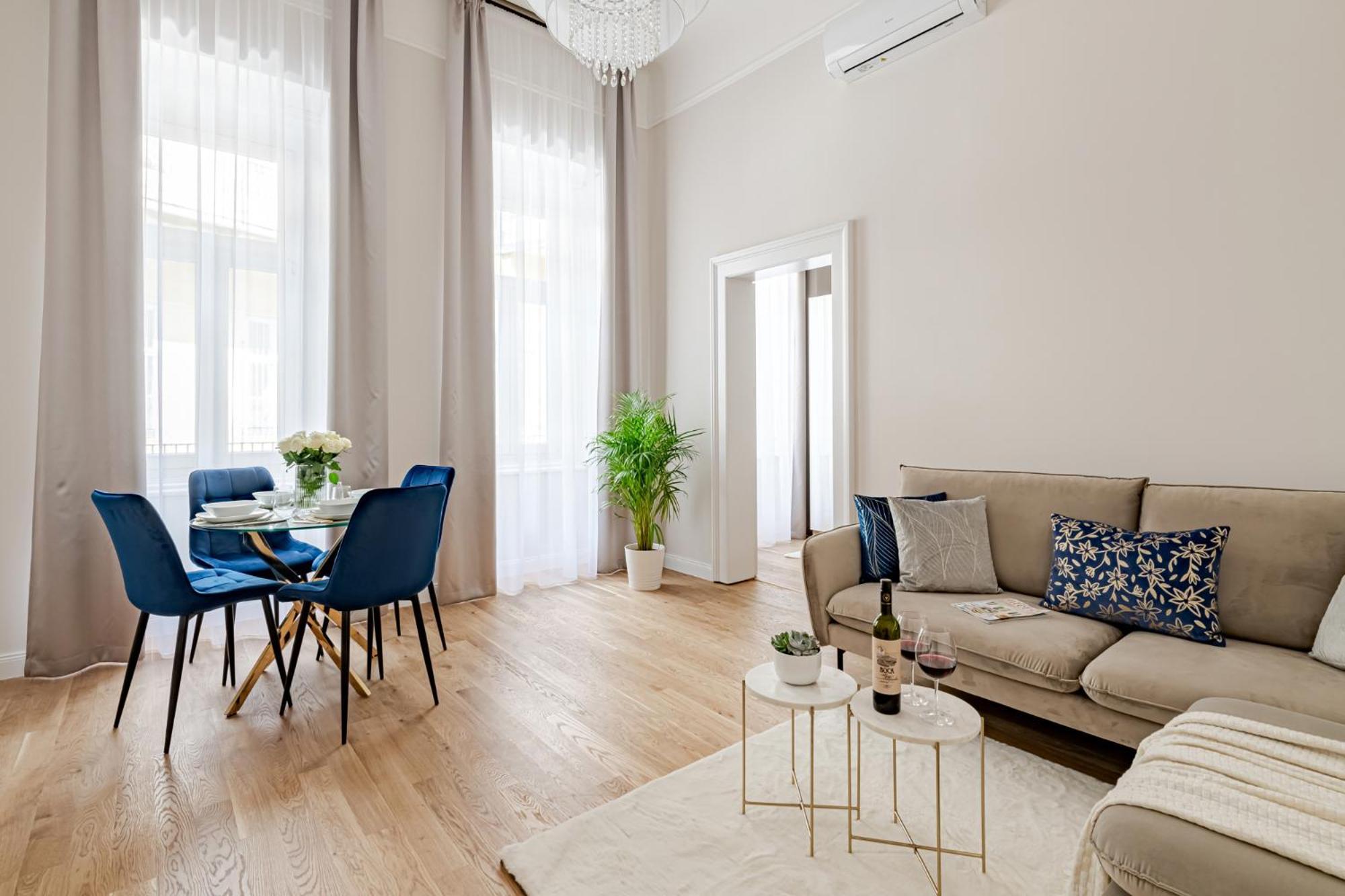Kr16 Apartment - Hostaid Budapest Bagian luar foto